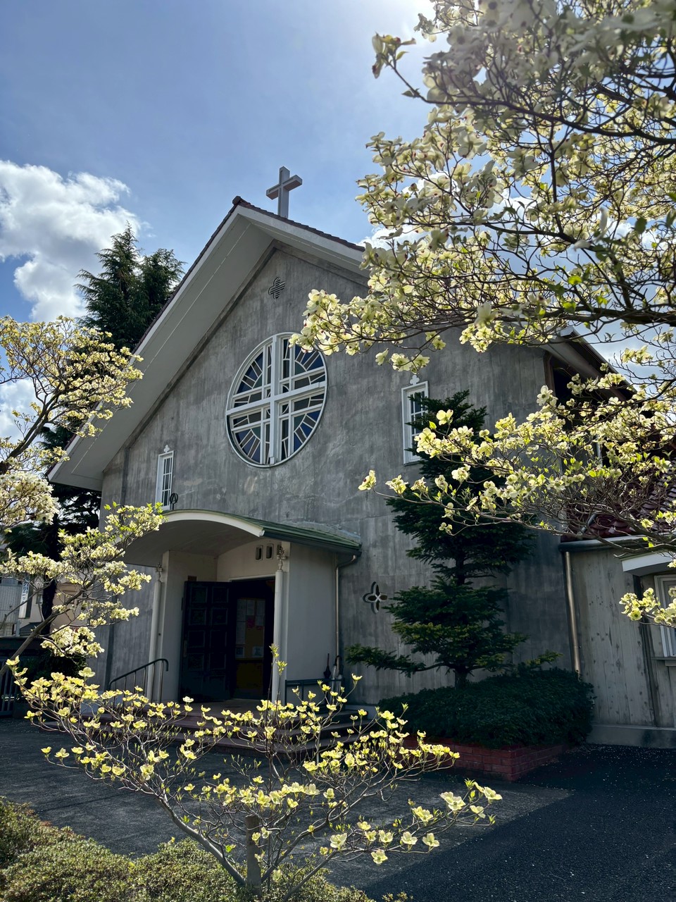 主の御復活のお慶びを申し上げます